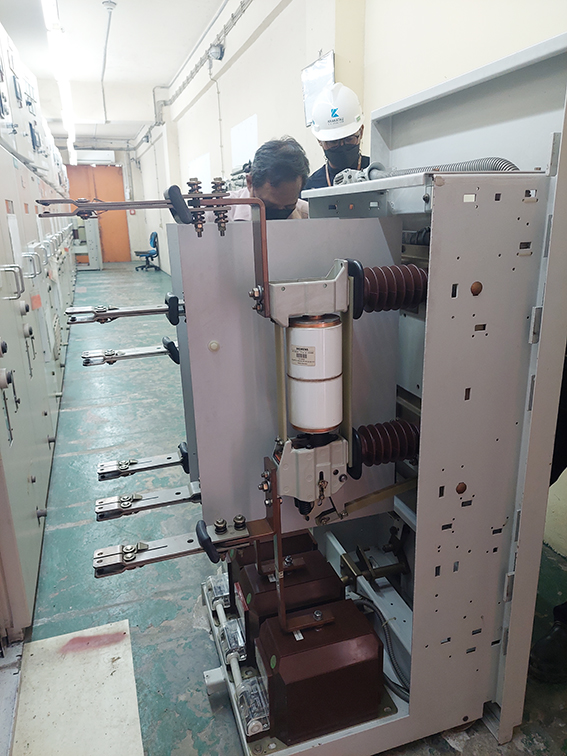 Commissioning Paiton 2